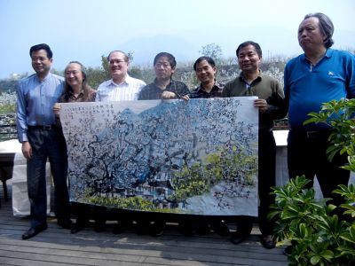  2013年（3月）与成都艺术家在四川汉源县梨花节集体画作 （中国）
